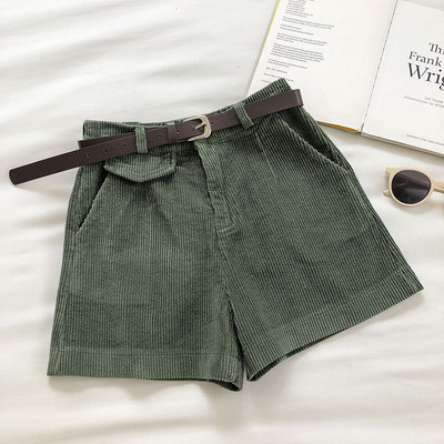 Novi model kratkih hlača s remenom