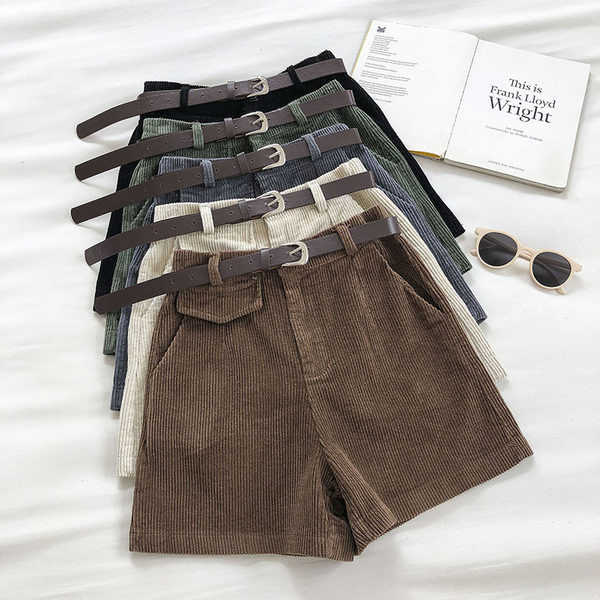 Novi model kratkih hlača s remenom