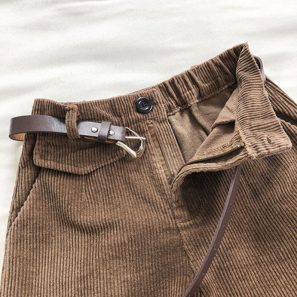 Novi model kratkih hlača s remenom