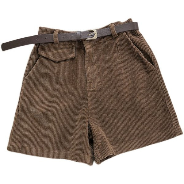 Novi model kratkih hlača s remenom