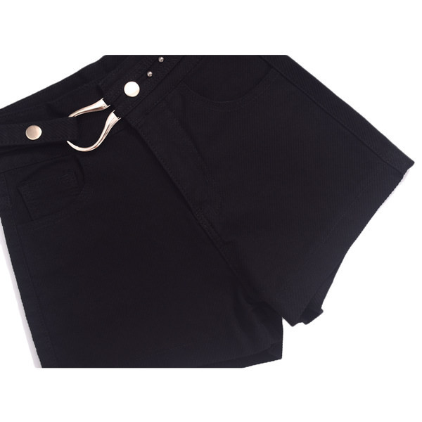 Ženske traper kratke hlače s metalnim elementom