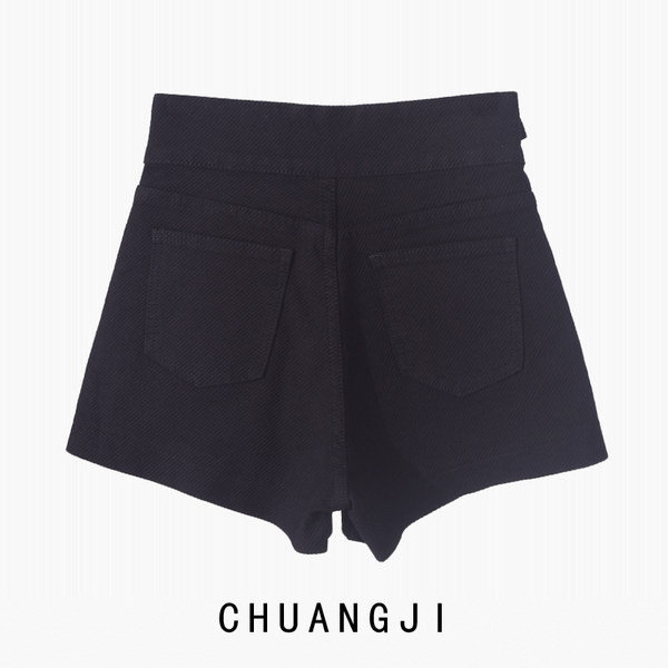 Ženske traper kratke hlače s metalnim elementom