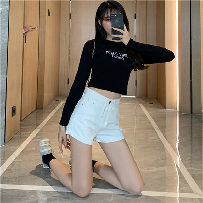 Model nou de pantaloni scurti de dama cu buzunare si talie inalta