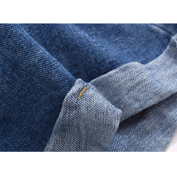 Γυναικεία τζιν casual με ψηλή μέση και ζώνη - μπλε χρώμα