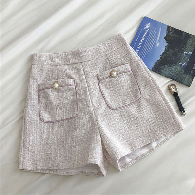 Ženske kratke hlače s džepovima i A kroja