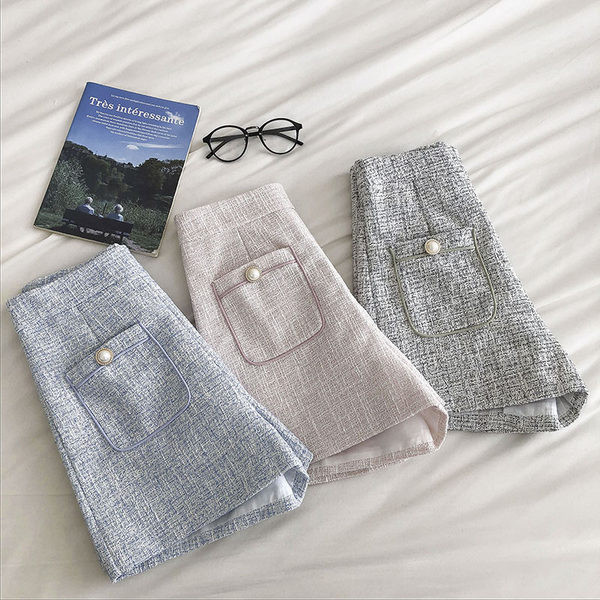 Ženske kratke hlače s džepovima i A kroja