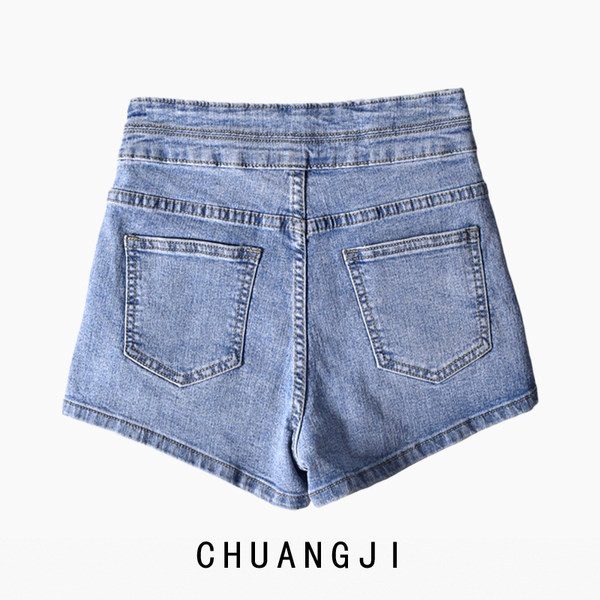 Ženske kratke hlače s visokim strukom