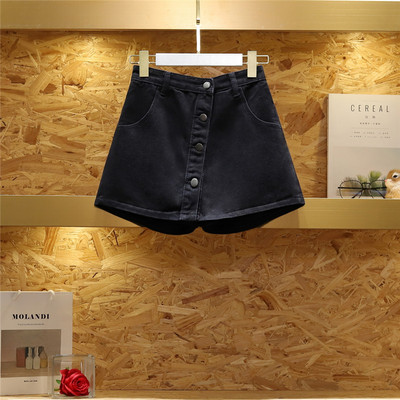 Sieviešu šorti ar pogām-svārku biksēm