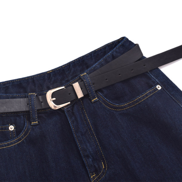 Γυναικείο κοντό τζιν με ζώνη και ψηλή μέση