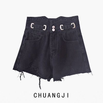 Къси дамски дънки с висока талия и  скъсани мотиви