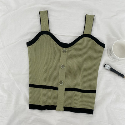 Model nou de maiou de damă tricotat cu nasturi