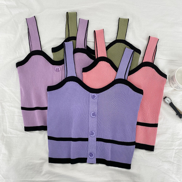 Model nou de maiou de damă tricotat cu nasturi