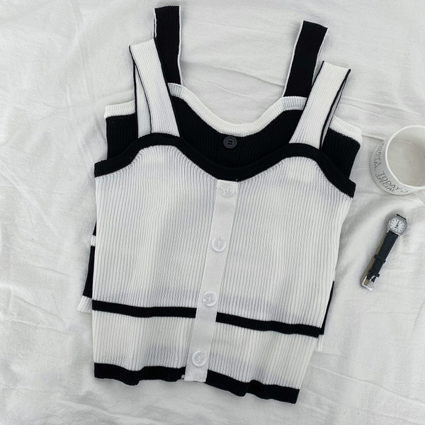 Model nou de maiou de damă tricotat cu nasturi