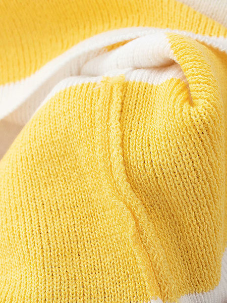 Pletena majica na pruge s golim leđima