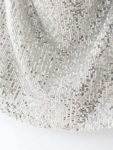 Μοντέρνο αμάνικο φανελάκι με πούλιες και λεπτές τιράντες