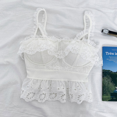 Moderna ženska majica bez rukava s čipkom i tankim naramenicama - u bijeloj i crnoj boji