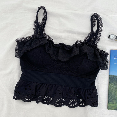 Moderna ženska majica bez rukava s čipkom i tankim naramenicama - u bijeloj i crnoj boji