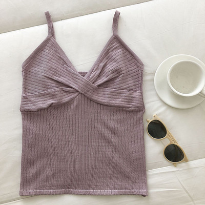 Γυναικεία μοντέρνα μπλούζα με λεπτά λουράκια και ντεκολτέ