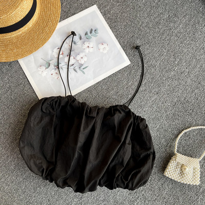 Γυναικεία μπλούζα με λεπτά τιραντάκια και ελαστικό