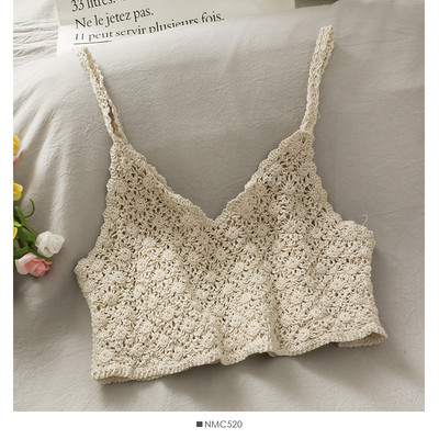 Μοντέρνο γυνικείο αμάνικο κλασικό μοντέλο με λεπτά τιραντάκια σε άσπρο και μπεζ χρώμα