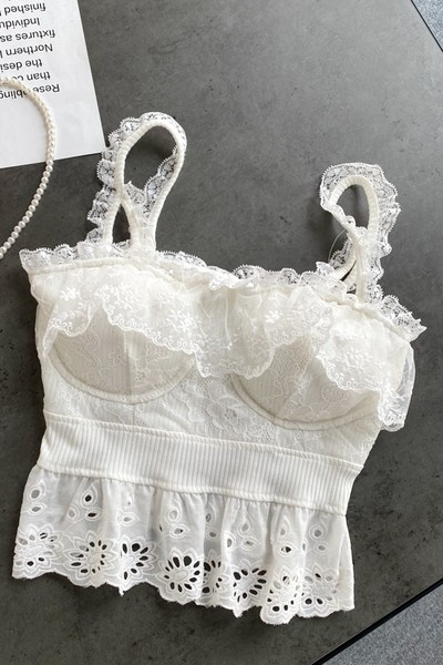 Ženska ljetna majica bez rukava s čipkom - kratki model