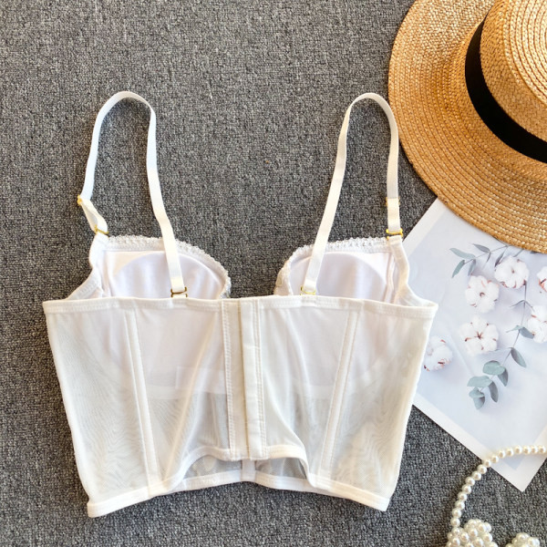 Šiuolaikinė moteriška palaidinė su siuvinėjimais ir plonomis petnešėlėmis