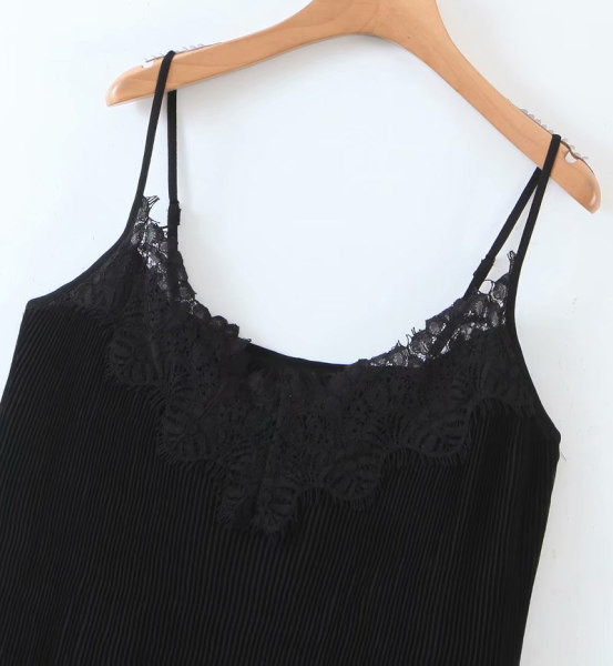 Maieu de damă din tul cu bretele subțiri și dantelă