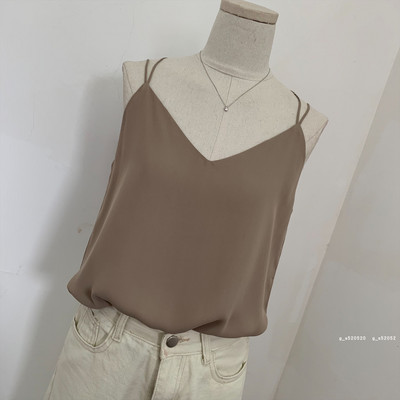 Γυναικεία μπλούζα με λεπτά τιραντάκια