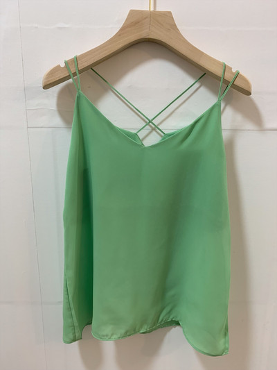 Γυναικεία μπλούζα με λεπτά τιραντάκια