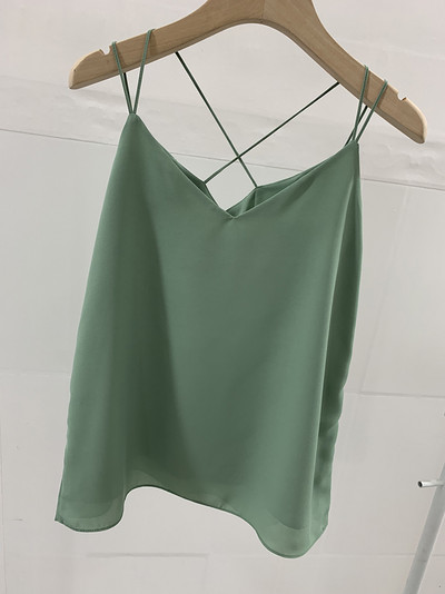 Γυναικεία μπλούζα με λεπτά τιραντάκια