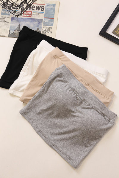 Ženska poprsja za svaki dan u više boja