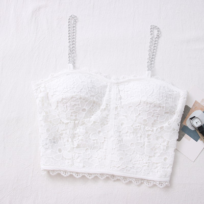 Moderný dámsky top s kovovou retiazkou v niekoľkých farbách