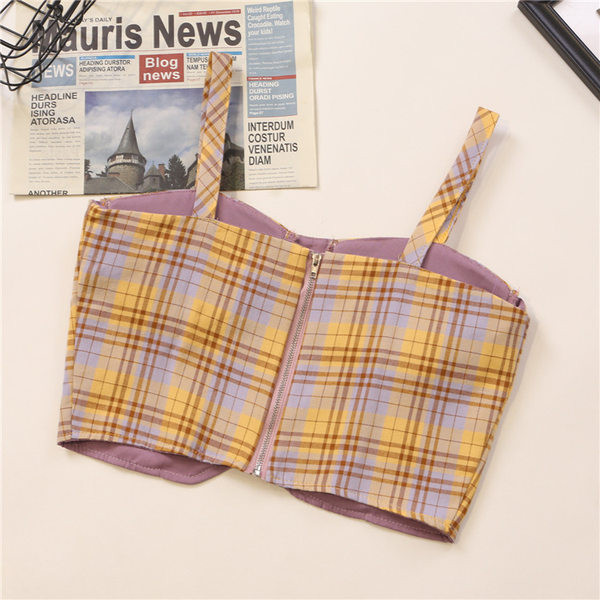 Bustiera dama in carouri cu nasturi