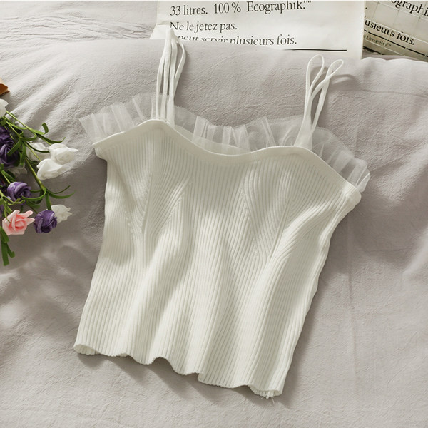 Ženska majica bez rukava s tilom i tankim naramenicama