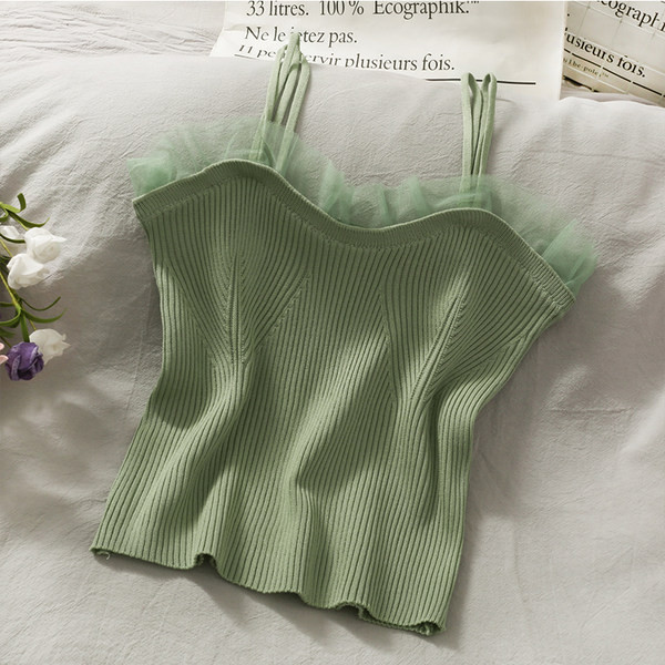 Ženska majica bez rukava s tilom i tankim naramenicama