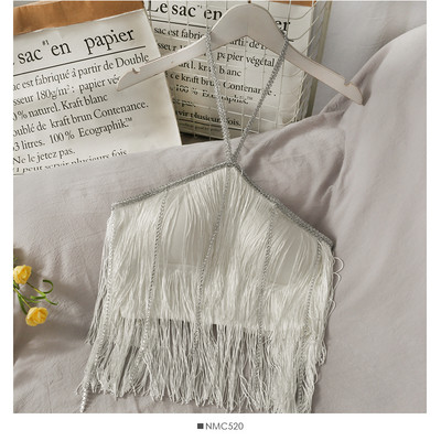 Moderan ženski top s rubovima u bijeloj i crnoj boji