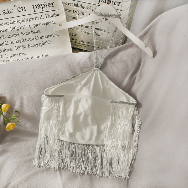 Moderan ženski top s rubovima u bijeloj i crnoj boji