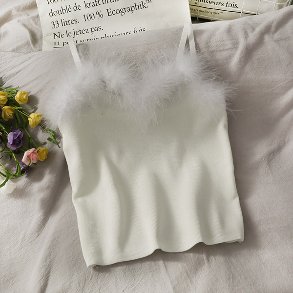 Naiste vabaaja topp udusulgede ja õhukeste rihmadega