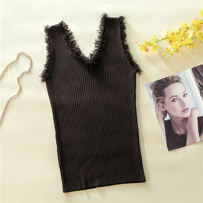 Maieu de zi cu zi pentru damă, cu ciucuri și decolteu spitz