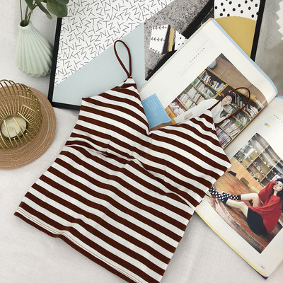 Maieu de damă în dungi, cu bretele subțiri și decolteu spitz