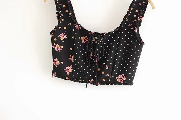 Bustiera scurta cu cravate si model floral