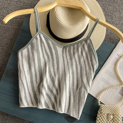 Maieu scurt de damă cu bretele subțiri în diferite culori