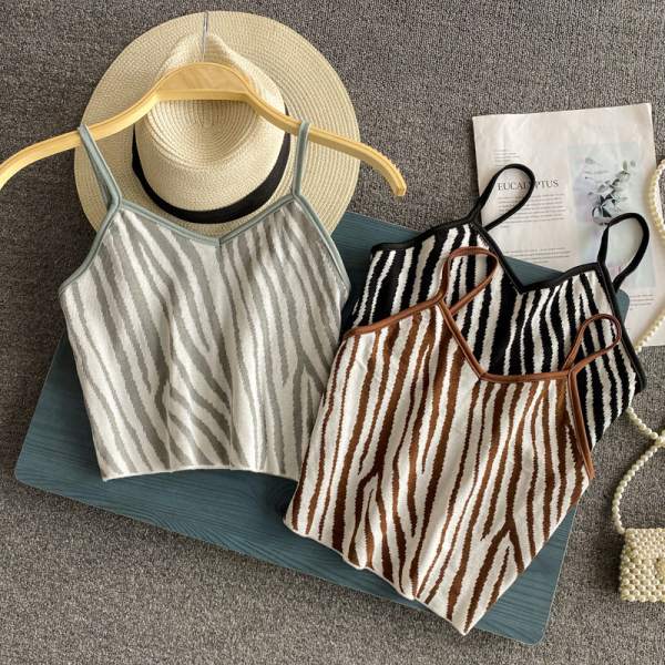 Maieu scurt de damă cu bretele subțiri în diferite culori