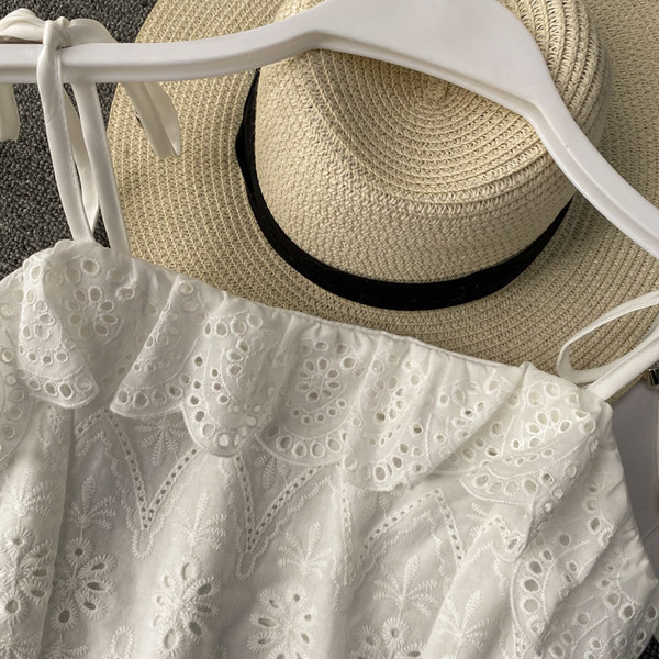 Top de damă cu bretele alb