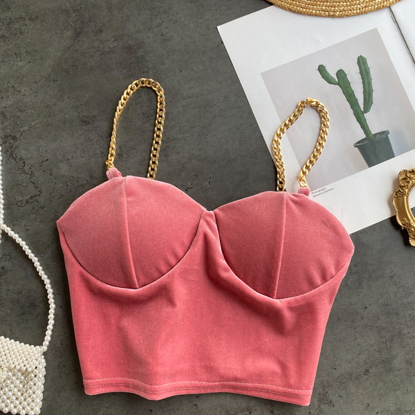 Top de damă scurt din catifea cu bretele metalice