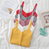 Γυναικεία μπλούζα με κουμπιά και ντεκολτέ