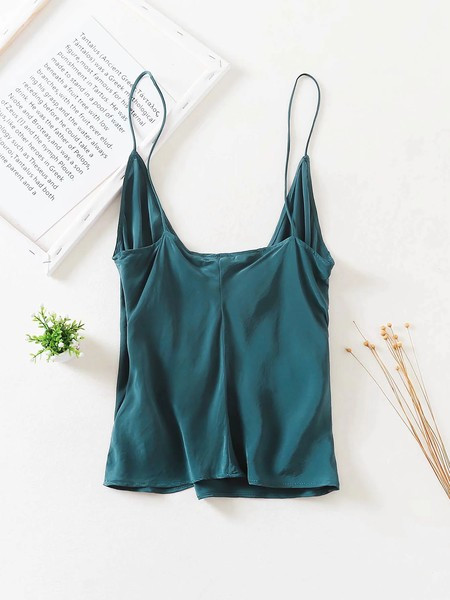 Maiou de damă cu transfer și nasturi