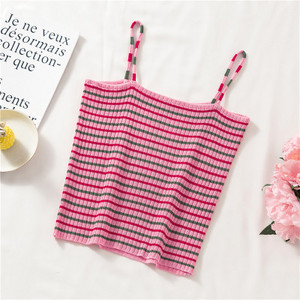 Sieviešu svītrains īss topiņš ar plānām lencēm