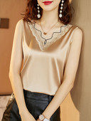 Top de damă din satin model nou cu decolteu spitz