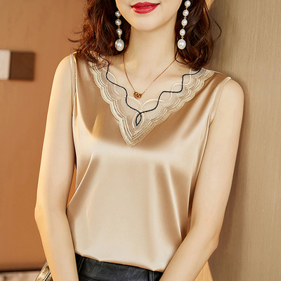 Top de damă din satin model nou cu decolteu spitz